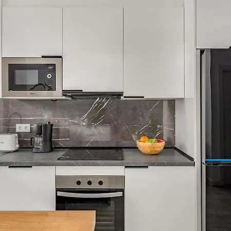 Downtownescape Modern Elegance * Fuengirola