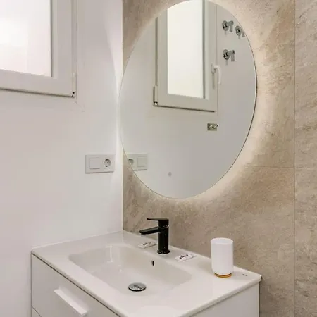 Appartamento Downtownescape Modern Elegance *