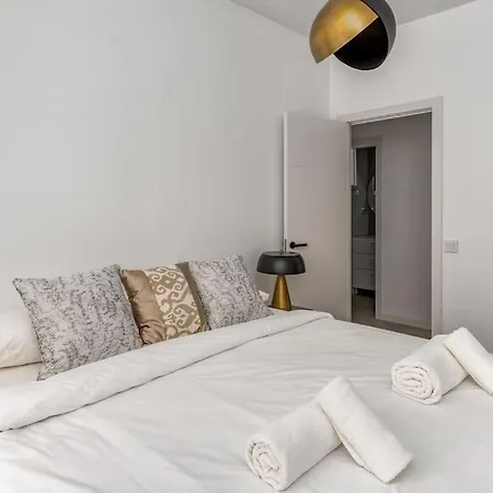 Downtownescape Modern Elegance * Fuengirola